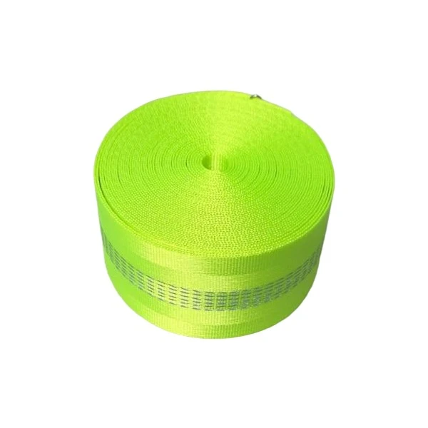 Fényvisszaverő szalag a felületen